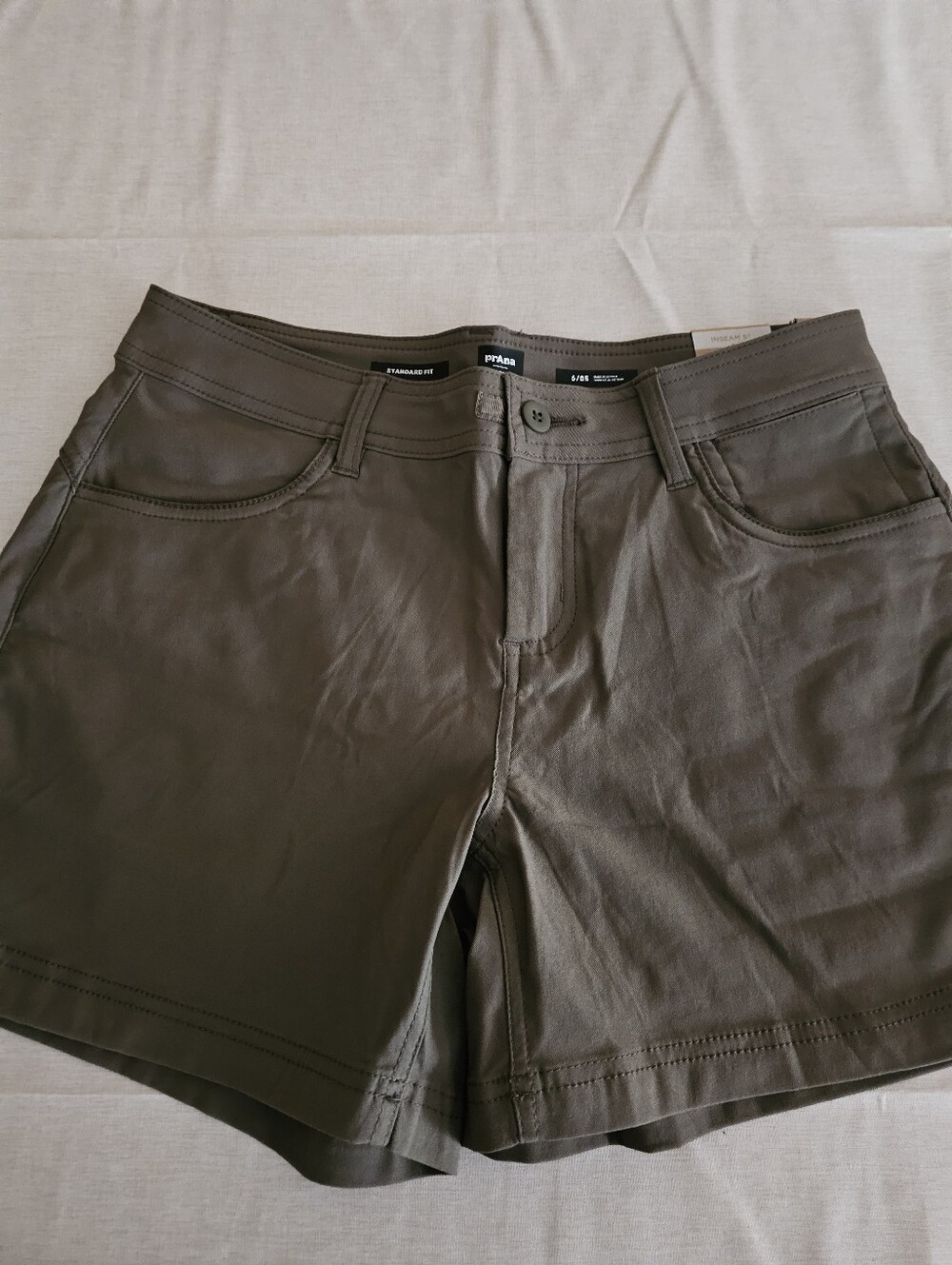 Prana Women’s Olive Green Shorts Size 6, Inseam 5"